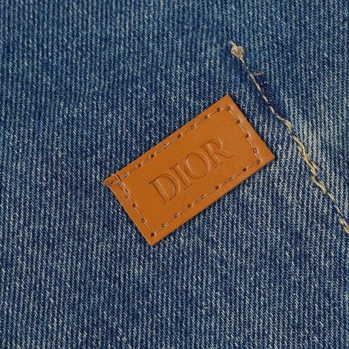 695e298d9ff3777e75910b2a9c1ce832_1701693826_3076.JPG