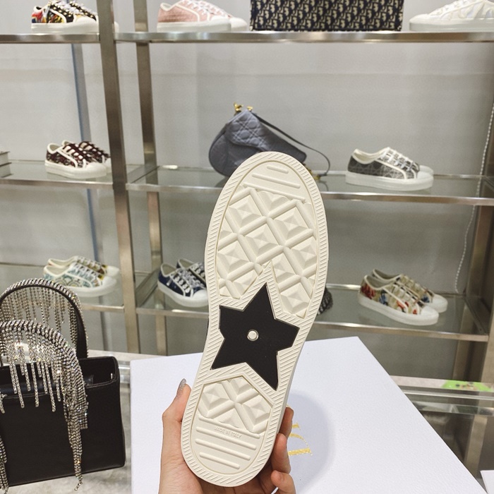 e5b5d493462340a8f7a794875aa3a85b_1757655743_2598.jpg e5b5d493462340a8f7a794875aa3a85b_1757655743_2598.jpg