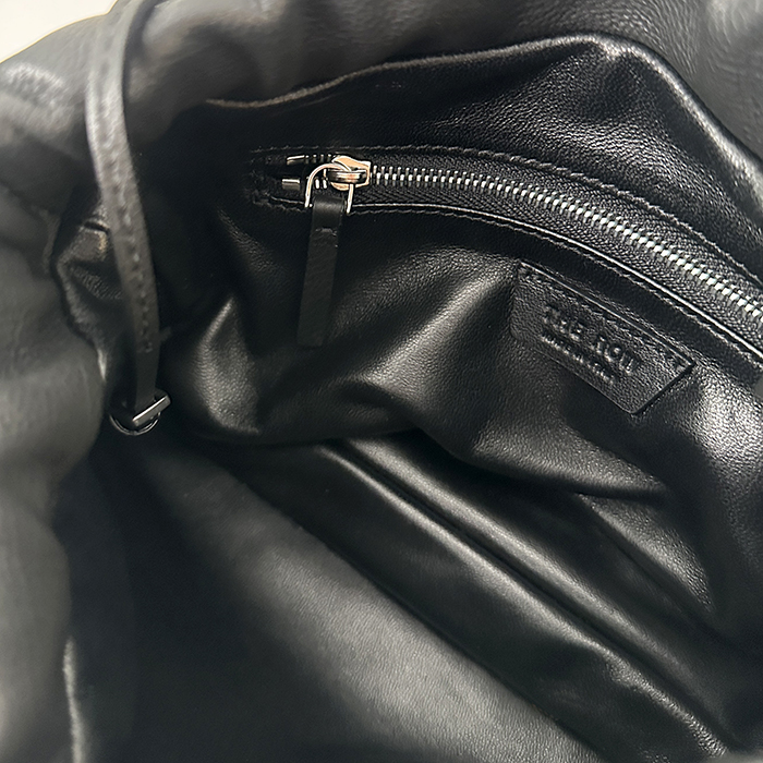 1b16ab2eed24bdad3a22620691d8cb42_1765358171_8727.jpg 1b16ab2eed24bdad3a22620691d8cb42_1765358171_8727.jpg