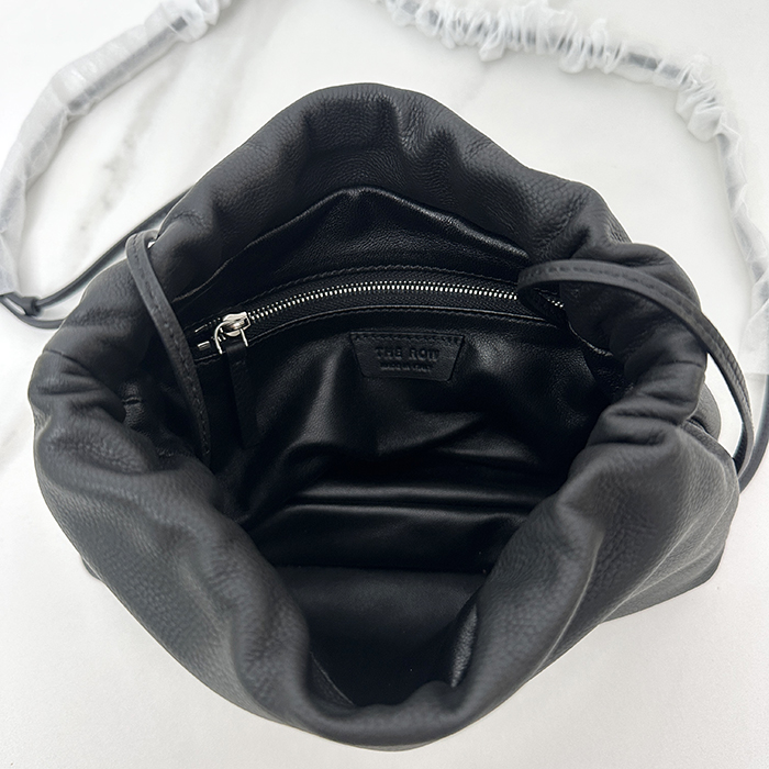 1b16ab2eed24bdad3a22620691d8cb42_1765358172_0856.jpg 1b16ab2eed24bdad3a22620691d8cb42_1765358172_0856.jpg