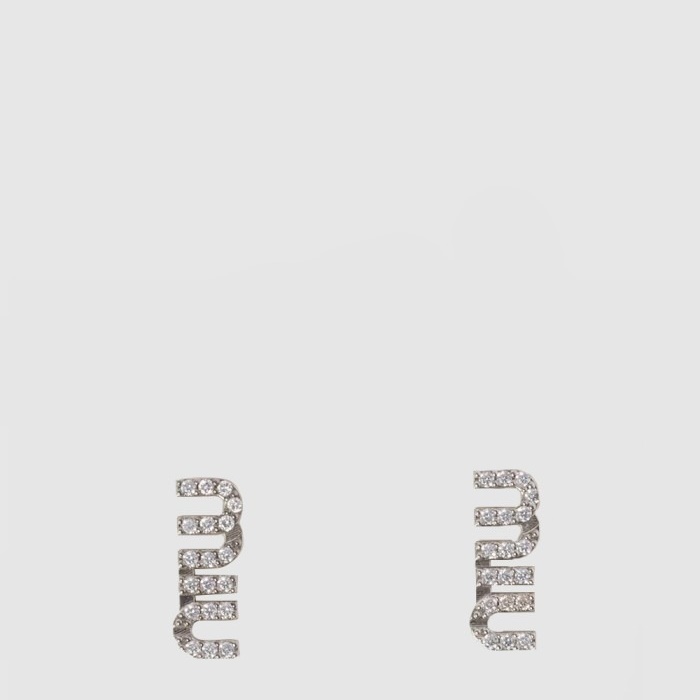 fe884fbacd749c41f296a223a14e4eed_1781847493_0474.jpeg