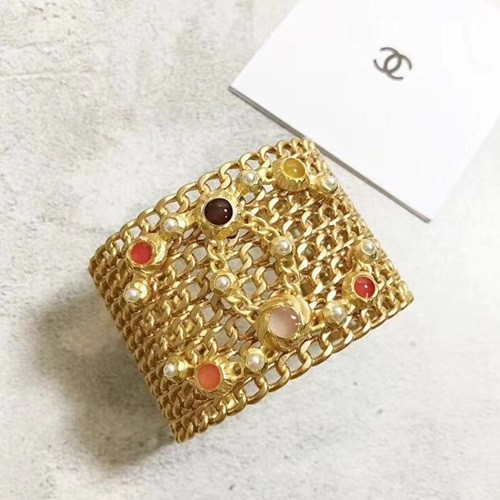 CHANEL Yellow Gold Bangle  - 샤넬 여성용 팔지18k 도금 옐로우 골드