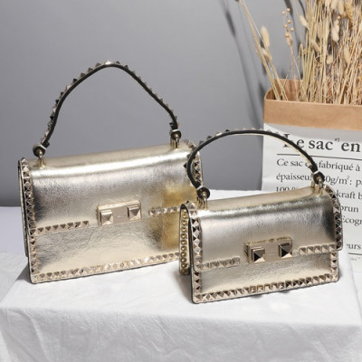Valentino 2019 Leather Garavani Rockstud Tote Shoudler Bag,19/22CM - 발렌티노 2019 레더 가라바니 락스터드 토트 숄더백, VTB0484,19/22CM,옐로우골드