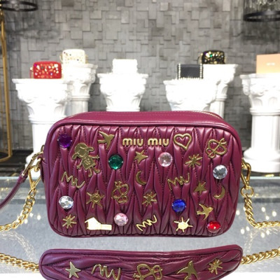MiuMiu 2019  Matelasse  Chain Shoulder Cross Bag,21cm - 미우미우 2019 마틀라세 체인 숄더 크로스백,5BH118, MIUB0172  , 21cm,와인