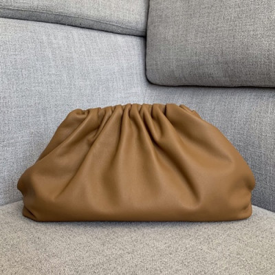 Bottega Veneta 2019 The Pouch Bag ,40cm - 보테가 베네타 2019 더 파우치 백, 576227,BVB0273,40cm,브라운