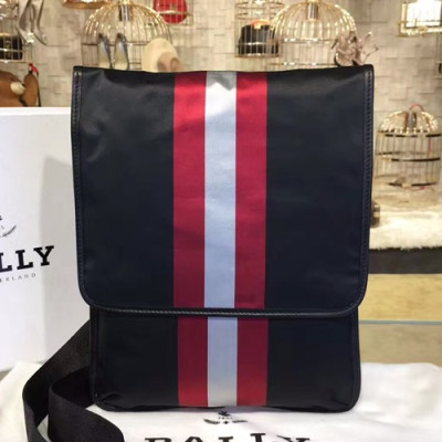 Bally 2019 Nylon & Leather Shoulder Bag,33cm  - 발리 2019 나일론 & 레더 남성용 숄더백 BALB0064,33cm,블랙