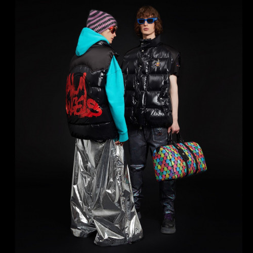 [매장판]Moncler x Pam angels 2019 Mm/Wm Patch Logo Down Pedding Vest - 몽클레어 x 팜엔젤스 2019 남자 패치 로고 다운 패딩 조끼 Moc0541x.Size(s - l).블랙