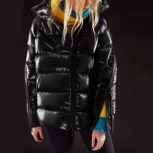 Moncler 2019 Womens Patch Logo Modern Down Padding - 몽클레어 2019 여성 패치 로고 모던 다운 패딩 Moc0570x.Size(s - 2xl).블랙