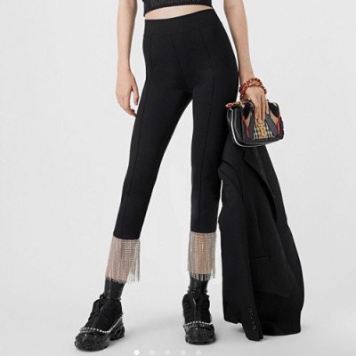 Burberry Womens Slim-fit Crystal Training Pants - 버버리 여성 슬림핏 크리스탈 팬츠 Bur01560x.Size(s - l).블랙