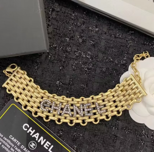 Chanel 2024 Ladies Bangle - 샤넬 2024 여성용 팔찌 ACC0346.(옐로우골드)