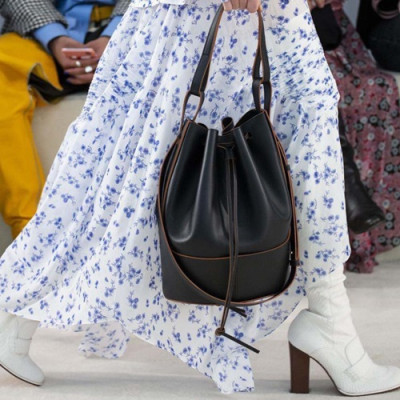 Loewe 2020 Balloon Large Bucket Shoulder Bag,31cm - 로에베 2020 벌룬 라지 버킷 숄더백 ,LOEB0414,31cm,블랙