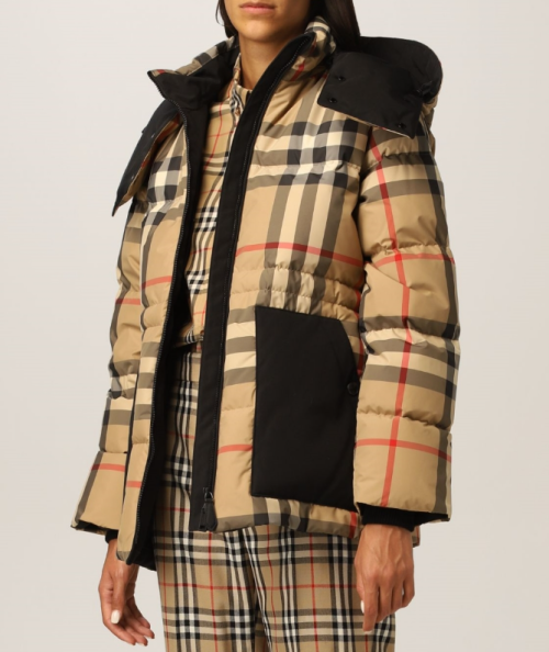 Burberry Womens Logo Duck Down Padding Black - 버버리 2023 여성 빈티지 로고 덕다운 패딩 Bur04132x Size(s - l) 베이지