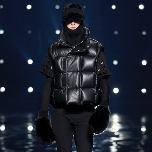 Givenchy Mens Casual Goose-down Leather Vest - 지방시 2021 남성 구스다운 가죽 베스트 Giv0567x Size(m - 2xl) 블랙