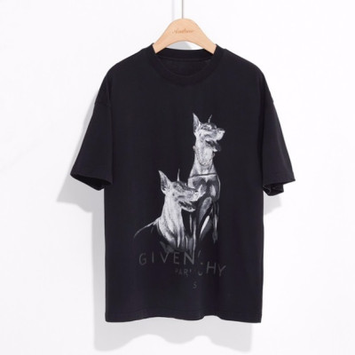 지방시 남성 크루넥 블랙 반팔티 - Mens Black Tshirts - giv0660x