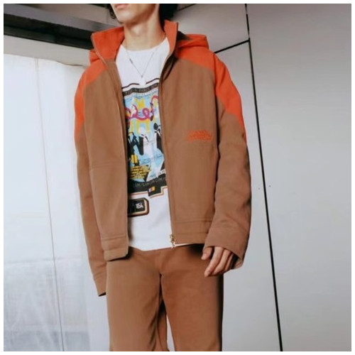 루이비통 남성 화이트 크루넥 반팔티 - Mens White Tshirts - lou04860x