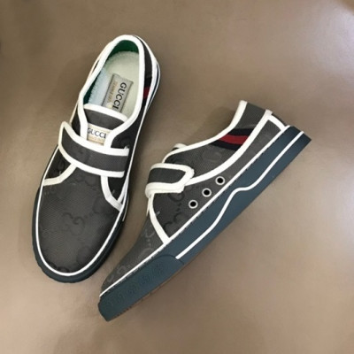 구찌 남/녀 테니스 그레이 스니커즈- Unisex Gray Sneakers - guc04921X