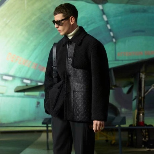 루이비통 남성 블랙 가죽 자켓 - Louis vuitton Mens Black Jackets - lou05301x