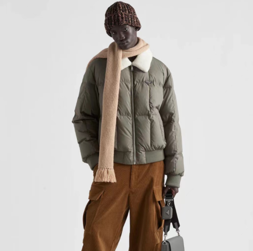 프라다 남성 카키 패딩 자켓 - Prada Mens khaki Jackets - pr808x