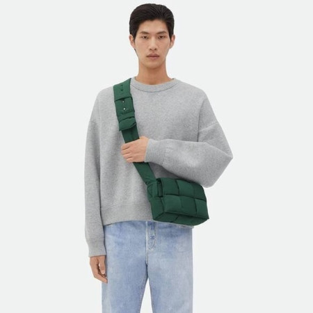 보테가베네타 남/녀 스몰 패디드 테크 카세트 - Bottega veneta Unisex Small Padded Tech Cassette - bvb5937x