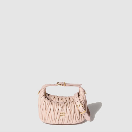 미우미우 여성 마테라쎄 나파 가죽 파우치 - Miumiu Womens Matelasse Nappa Leather Pouch - mib9725x