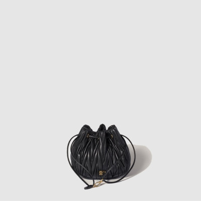 미우미우 여성 마테라쎄 나파 가죽 파우치 - Miumiu Womens Matelasse Nappa Leather Pouch - mib10128x