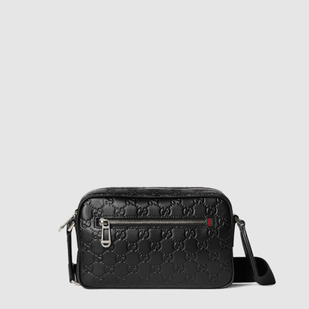 구찌 남성 GG 엠블럼 스몰 크로스백 - Gucci Mens GG Emblem Small Crossbody Bag - gub12612x