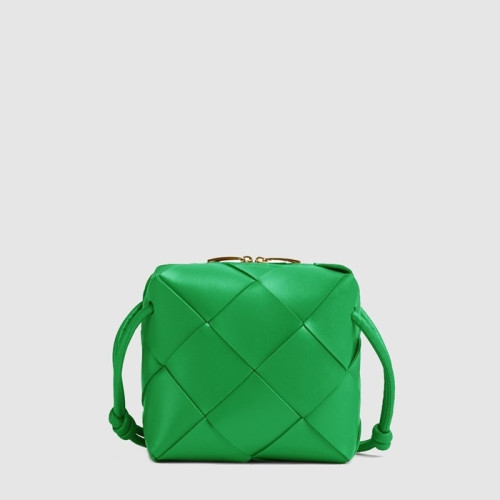 보테가 베네타 여성 미니 카세트 카메라 백 - Bottega veneta Womens Mini Cassette Camera Bag - bvb13955x
