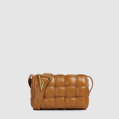 보테가 베네타 남/녀 스몰 패디드 카세트 - Bottega veneta Unisex Small Padded Cassette - bvb13961x