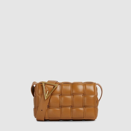 보테가 베네타 남/녀 스몰 패디드 카세트 - Bottega veneta Unisex Small Padded Cassette - bvb13961x