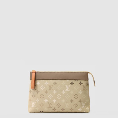 루이비통 남성 포쉐트 보야주 수플 M29427 - Louis vuitton Mens Pochette Voyage Souffle - lvb17029x
